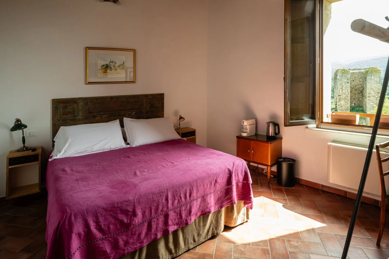 Sui Boschi, il letto e la finestra