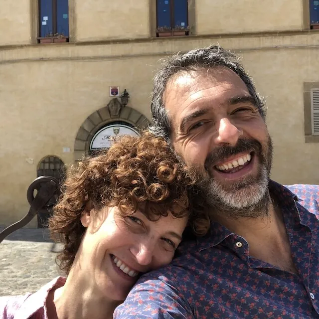 Benedetta und Stefano, die Inhaber von Rooms and Wine